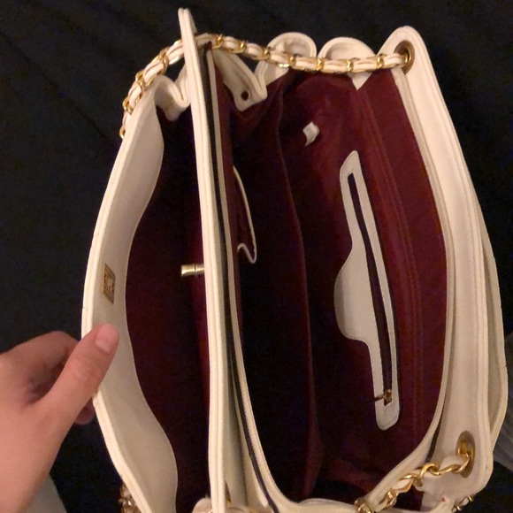 Handbag - Picture 6 of 7